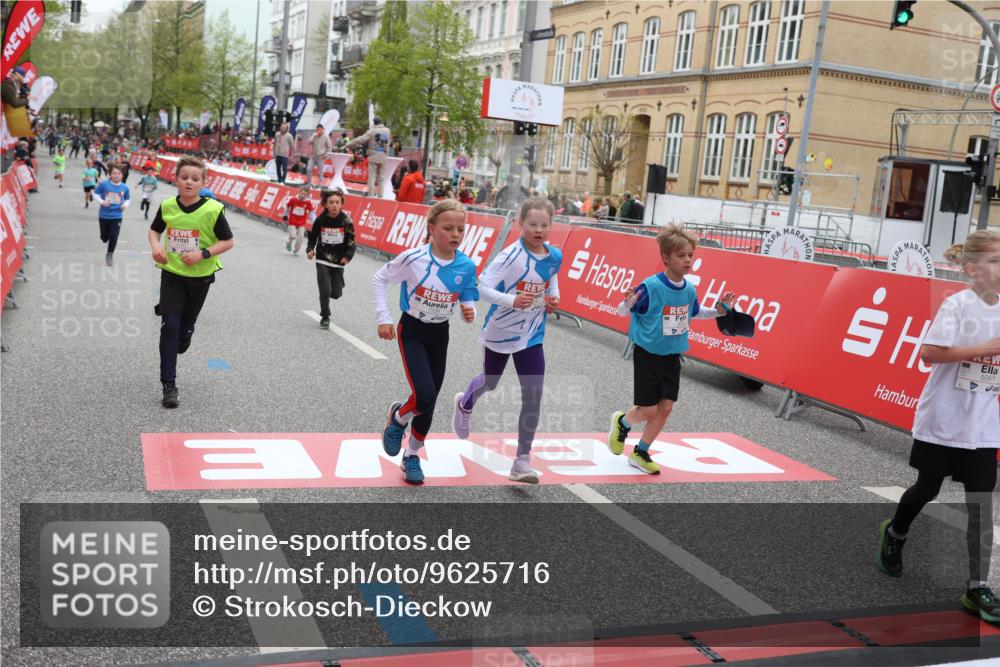 25.04.2026 - Das Zehntel Strokosch-Dieckow http://msf.ph/oto/9625716 25.04.2026 10:52:46 Ziel 5067, 5733, 6064, 6100, 6136, 6250, 6357, 6426, 7252, 7734, 7758, 7897, 7957, 7963, 8015, 8044, 8050 meine-sportfotos.de