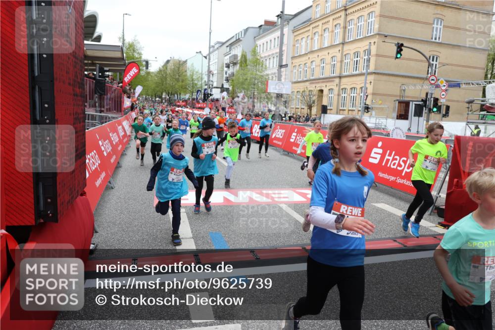 25.04.2026 - Das Zehntel Strokosch-Dieckow http://msf.ph/oto/9625739 25.04.2026 10:59:18 Ziel 5212, 5341, 5373, 5532, 5556, 5680, 5691, 5694, 5731, 5750, 5757, 5801, 5822, 5938, 5987, 6033, 6319, 6356, 6361, 6367, 6538, 6723, 6809, 6843, 6860, 6921, 6930, 7144, 7230, 7236, 7356, 7520, 7613, 7868 meine-sportfotos.de
