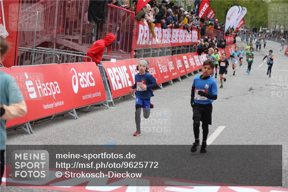 25.04.2026 - Das Zehntel Strokosch-Dieckow http://msf.ph/oto/9625772 25.04.2026 10:48:58 Ziel 5103, 5454, 5502, 6323, 6971, 7239, 7588, 7604, 7624, 8052, 8062 meine-sportfotos.de