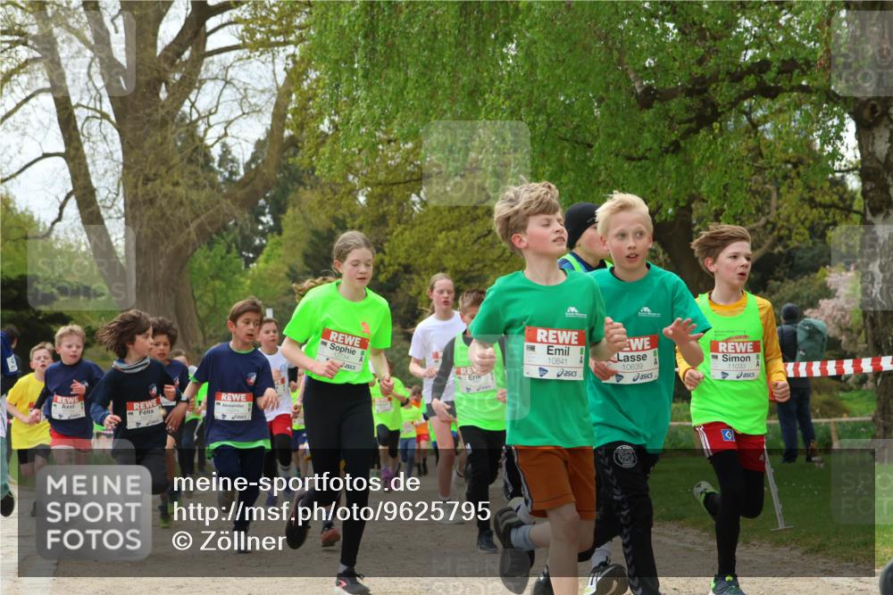 25.04.2026 - Das Zehntel Zöllner http://msf.ph/oto/9625795 25.04.2026 11:40:41 Laufen 12734, 10641, 10639, 11033 meine-sportfotos.de