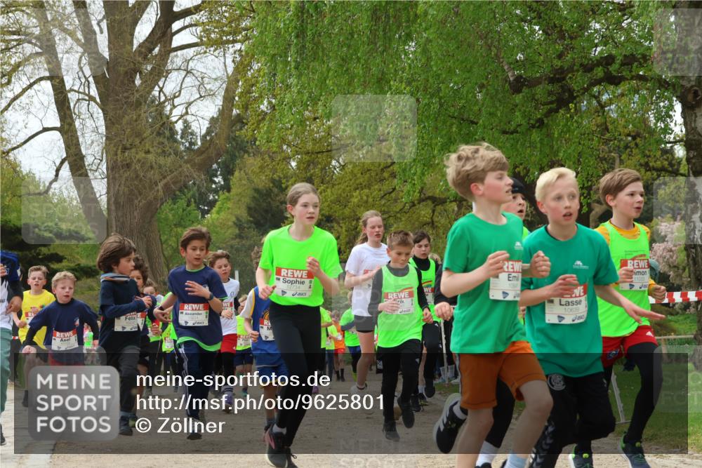 25.04.2026 - Das Zehntel Zöllner http://msf.ph/oto/9625801 25.04.2026 11:40:42 Laufen 4, 4, 12734, 1064, 10639, 11033 meine-sportfotos.de
