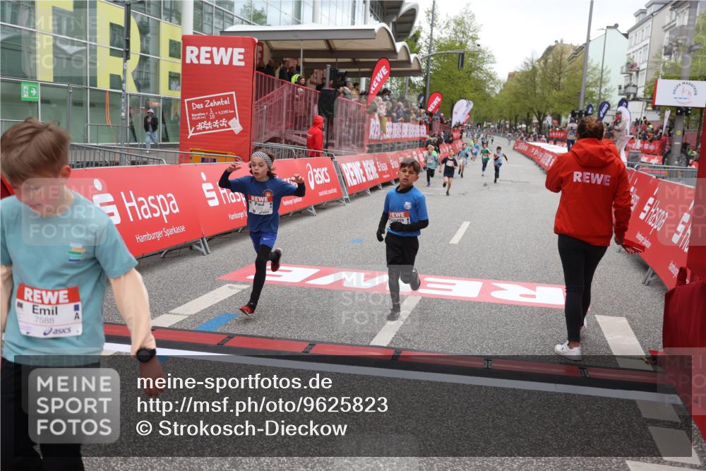 25.04.2026 - Das Zehntel Strokosch-Dieckow http://msf.ph/oto/9625823 25.04.2026 10:48:59 Ziel 5454, 6323, 6971, 7588, 7604, 7624, 8052 meine-sportfotos.de