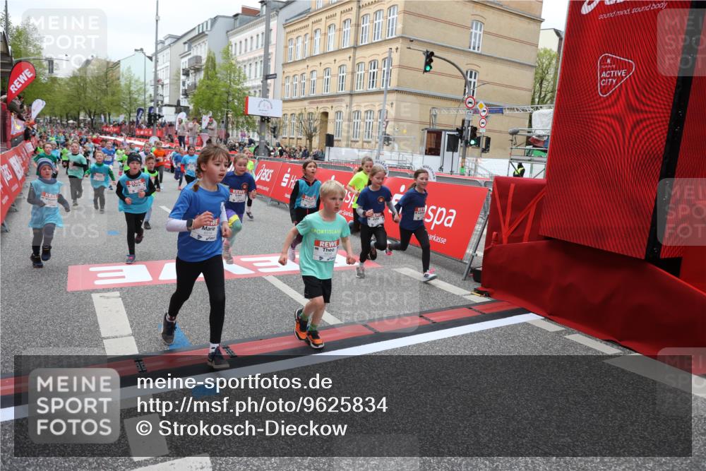 25.04.2026 - Das Zehntel Strokosch-Dieckow http://msf.ph/oto/9625834 25.04.2026 10:59:17 Ziel 5212, 5341, 5373, 5532, 5556, 5680, 5691, 5694, 5731, 5750, 5757, 5850, 5862, 5938, 5987, 6033, 6319, 6347, 6356, 6367, 6723, 6809, 6843, 6860, 7144, 7230, 7236, 7356, 7520, 7613, 7868 meine-sportfotos.de