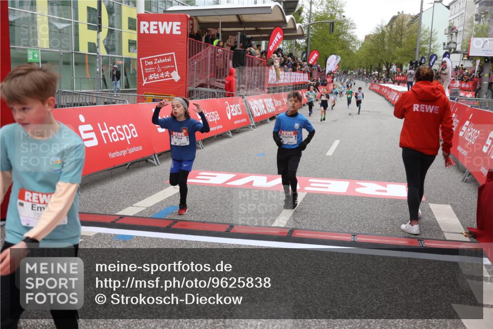 25.04.2026 - Das Zehntel Strokosch-Dieckow http://msf.ph/oto/9625838 25.04.2026 10:48:59 Ziel 5454, 6323, 6971, 7588, 7604, 7624, 8052 meine-sportfotos.de