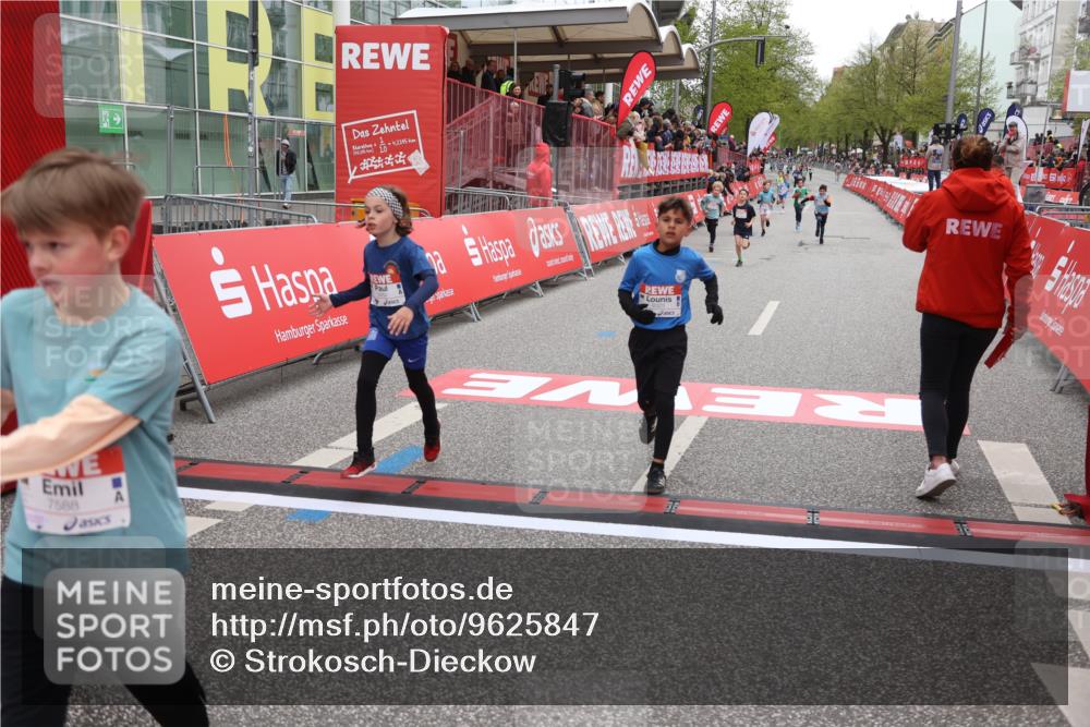 25.04.2026 - Das Zehntel Strokosch-Dieckow http://msf.ph/oto/9625847 25.04.2026 10:48:59 Ziel 5454, 6323, 6971, 7588, 7604, 7624, 8052 meine-sportfotos.de