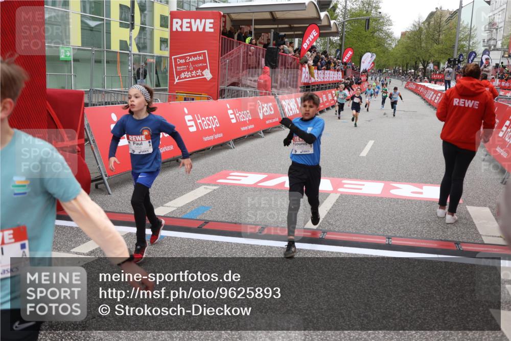 25.04.2026 - Das Zehntel Strokosch-Dieckow http://msf.ph/oto/9625893 25.04.2026 10:49:00 Ziel 5454, 6323, 7588, 7604 meine-sportfotos.de