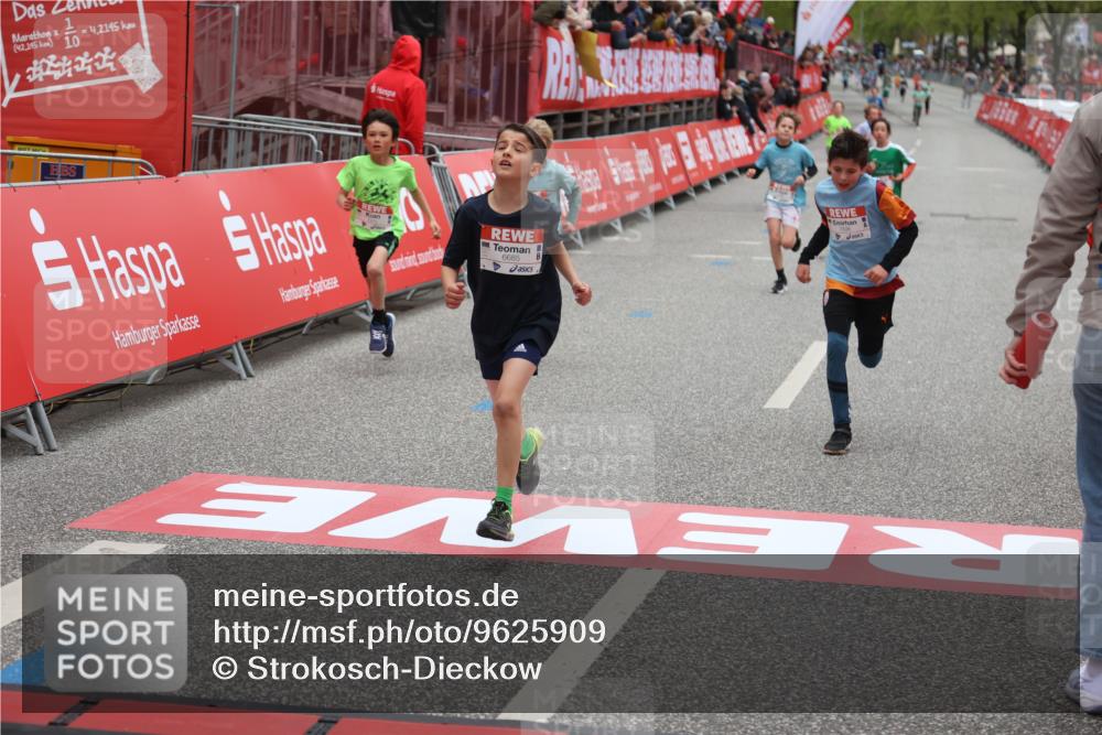 25.04.2026 - Das Zehntel Strokosch-Dieckow http://msf.ph/oto/9625909 25.04.2026 10:49:03 Ziel 5454, 6323, 6685, 6889, 7315, 7549, 7588, 7696 meine-sportfotos.de