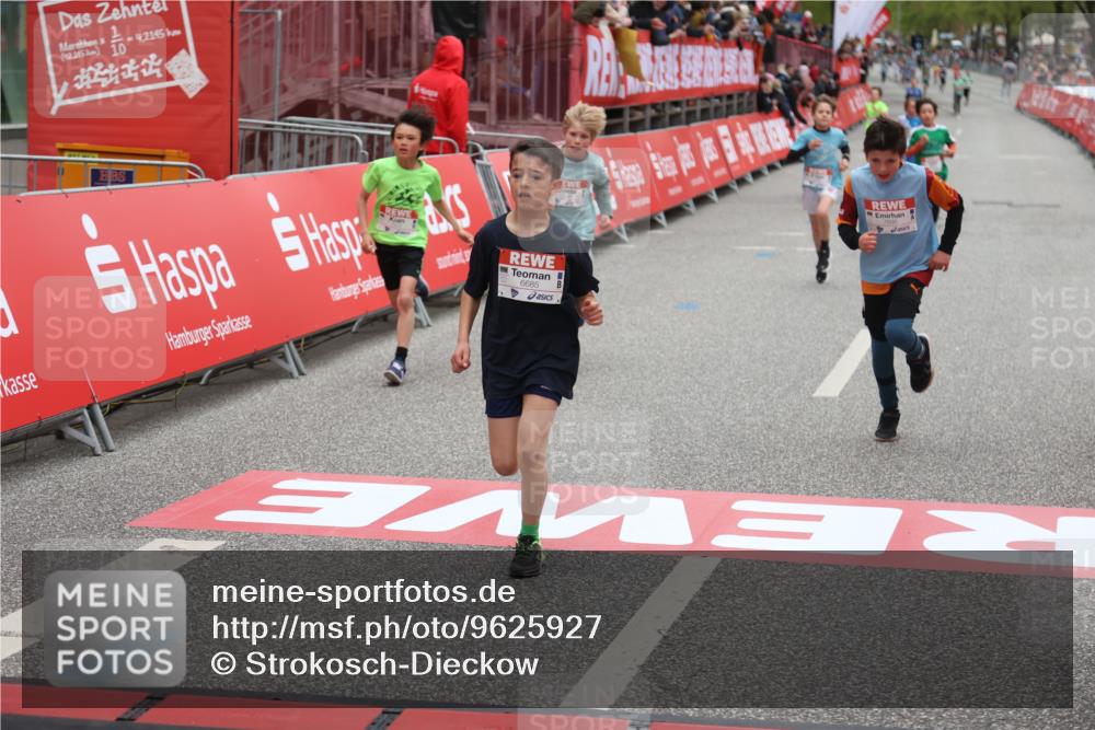 25.04.2026 - Das Zehntel Strokosch-Dieckow http://msf.ph/oto/9625927 25.04.2026 10:49:03 Ziel 5454, 6323, 6685, 6889, 7315, 7549, 7588, 7696 meine-sportfotos.de