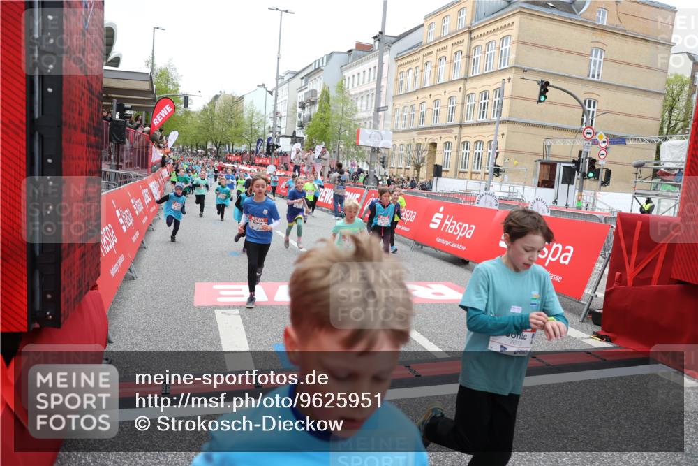 25.04.2026 - Das Zehntel Strokosch-Dieckow http://msf.ph/oto/9625951 25.04.2026 10:59:16 Ziel 5185, 5212, 5341, 5366, 5373, 5532, 5556, 5691, 5694, 5731, 5750, 5757, 5850, 5862, 5938, 5987, 6319, 6347, 6356, 6367, 6723, 6809, 6843, 6860, 7144, 7230, 7236, 7356, 7520, 7613 meine-sportfotos.de