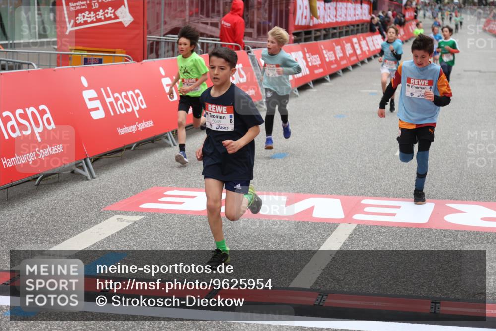 25.04.2026 - Das Zehntel Strokosch-Dieckow http://msf.ph/oto/9625954 25.04.2026 10:49:03 Ziel 5454, 6323, 6685, 6889, 7315, 7549, 7588, 7696 meine-sportfotos.de