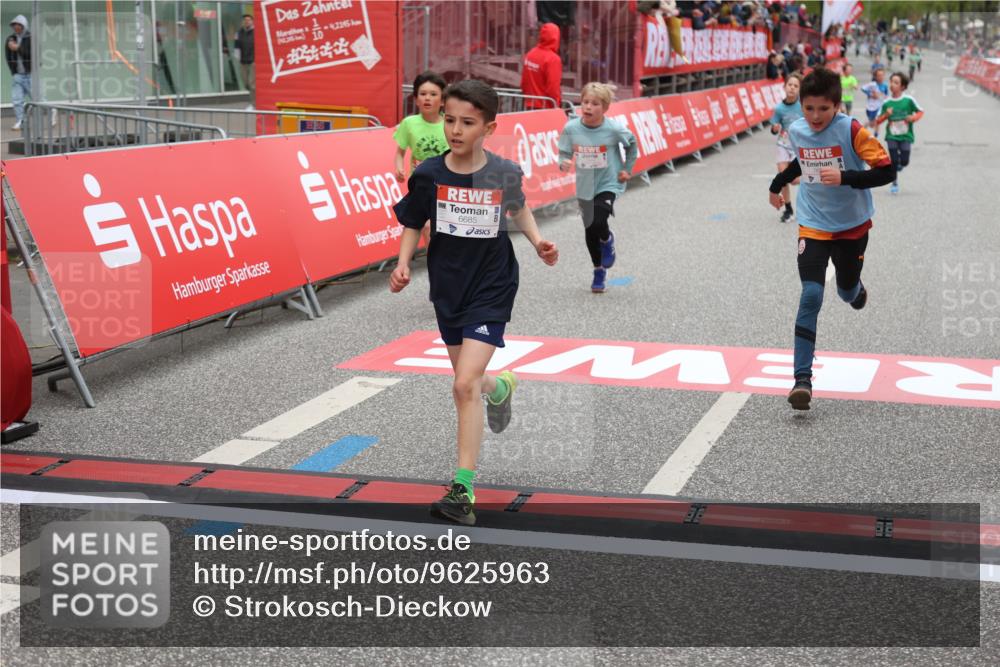 25.04.2026 - Das Zehntel Strokosch-Dieckow http://msf.ph/oto/9625963 25.04.2026 10:49:03 Ziel 5454, 6323, 6685, 6889, 7315, 7549, 7588, 7696 meine-sportfotos.de