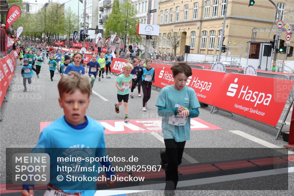 25.04.2026 - Das Zehntel Strokosch-Dieckow http://msf.ph/oto/9625967 25.04.2026 10:59:16 Ziel 5185, 5212, 5341, 5366, 5373, 5532, 5556, 5691, 5694, 5731, 5750, 5757, 5850, 5862, 5938, 5987, 6319, 6347, 6356, 6367, 6723, 6809, 6843, 6860, 7144, 7230, 7236, 7356, 7520, 7613 meine-sportfotos.de