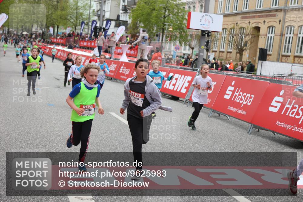 25.04.2026 - Das Zehntel Strokosch-Dieckow http://msf.ph/oto/9625983 25.04.2026 10:52:44 Ziel 5067, 6064, 6136, 6250, 6426, 7252, 7603, 7734, 7758, 7897, 7957, 7963, 8044, 8050 meine-sportfotos.de