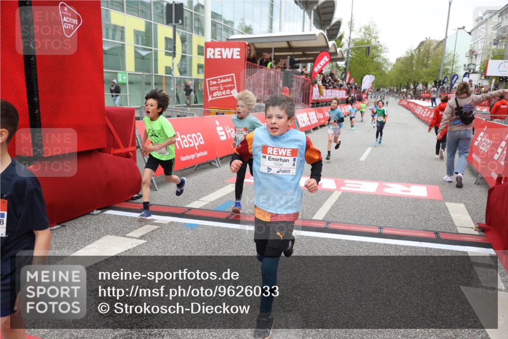 25.04.2026 - Das Zehntel Strokosch-Dieckow http://msf.ph/oto/9626033 25.04.2026 10:49:05 Ziel 5454, 5905, 6323, 6685, 6889, 7315, 7549, 7696 meine-sportfotos.de