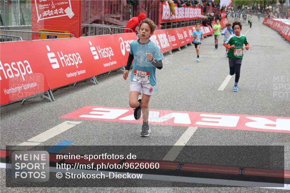 25.04.2026 - Das Zehntel Strokosch-Dieckow http://msf.ph/oto/9626060 25.04.2026 10:49:06 Ziel 5905, 6685, 6889, 7315, 7549, 7696 meine-sportfotos.de