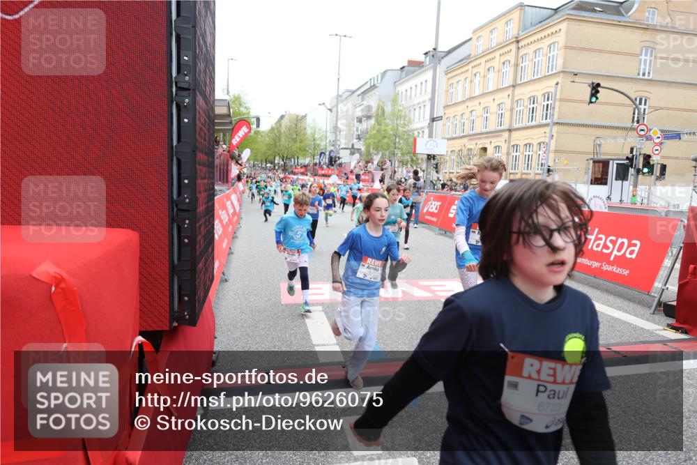 25.04.2026 - Das Zehntel Strokosch-Dieckow http://msf.ph/oto/9626075 25.04.2026 10:59:15 Ziel 5185, 5212, 5341, 5366, 5373, 5532, 5556, 5731, 5757, 5850, 5862, 5938, 6319, 6347, 6356, 6367, 6723, 6809, 6843, 6860, 7144, 7230, 7318, 7356, 7520, 7613, 7673, 7677 meine-sportfotos.de