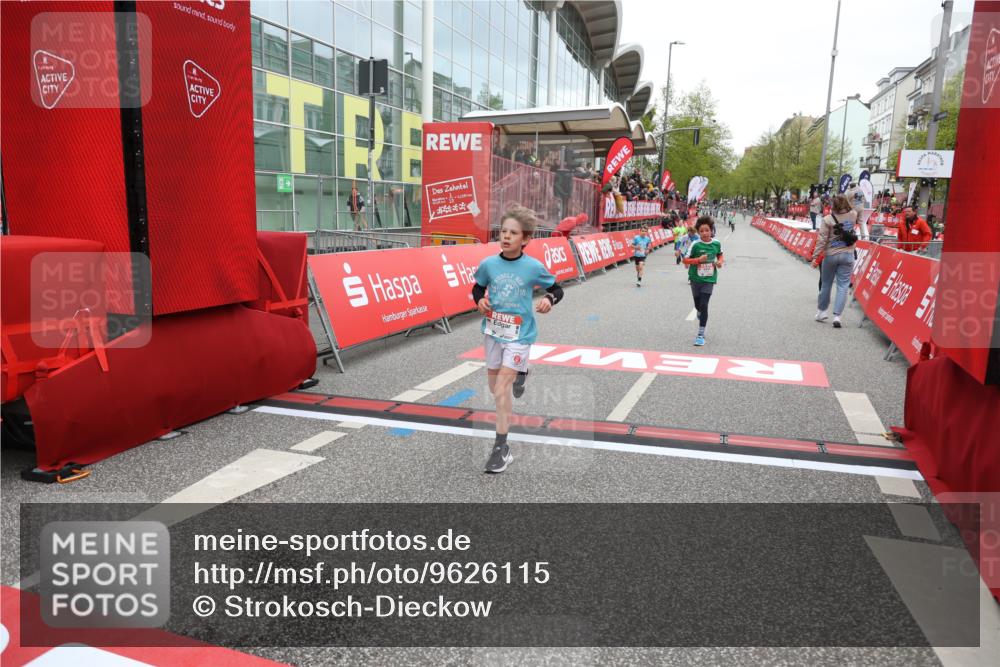 25.04.2026 - Das Zehntel Strokosch-Dieckow http://msf.ph/oto/9626115 25.04.2026 10:49:06 Ziel 5905, 6685, 6889, 7315, 7549, 7696 meine-sportfotos.de