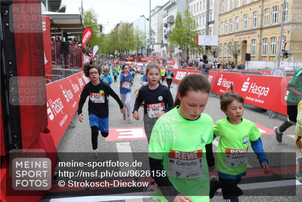 25.04.2026 - Das Zehntel Strokosch-Dieckow http://msf.ph/oto/9626158 25.04.2026 10:59:13 Ziel 5153, 5185, 5212, 5366, 5532, 5556, 5609, 5731, 5757, 5850, 5862, 6347, 6356, 6367, 6576, 6600, 6723, 6741, 6802, 6809, 6843, 6860, 7144, 7301, 7318, 7356, 7414, 7417, 7520, 7565, 7613, 7673, 7677 meine-sportfotos.de