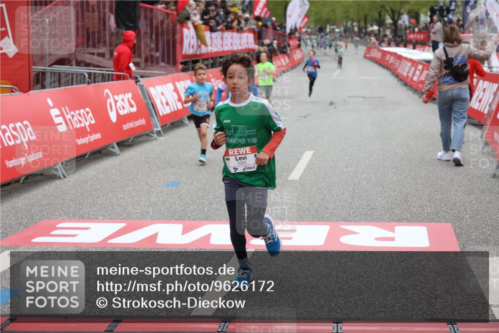 25.04.2026 - Das Zehntel Strokosch-Dieckow http://msf.ph/oto/9626172 25.04.2026 10:49:07 Ziel 5905, 6685, 6889, 6906, 7315, 7549, 7696, 7738 meine-sportfotos.de