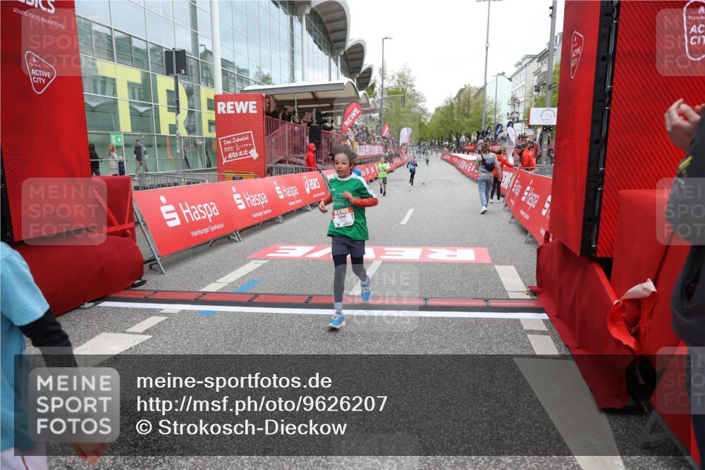 25.04.2026 - Das Zehntel Strokosch-Dieckow http://msf.ph/oto/9626207 25.04.2026 10:49:08 Ziel 5905, 6685, 6889, 6906, 7315, 7549, 7696, 7738 meine-sportfotos.de