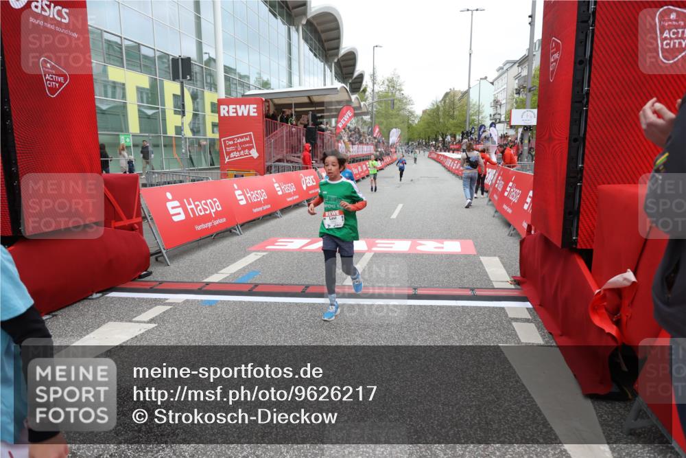 25.04.2026 - Das Zehntel Strokosch-Dieckow http://msf.ph/oto/9626217 25.04.2026 10:49:08 Ziel 5905, 6685, 6889, 6906, 7315, 7549, 7696, 7738 meine-sportfotos.de