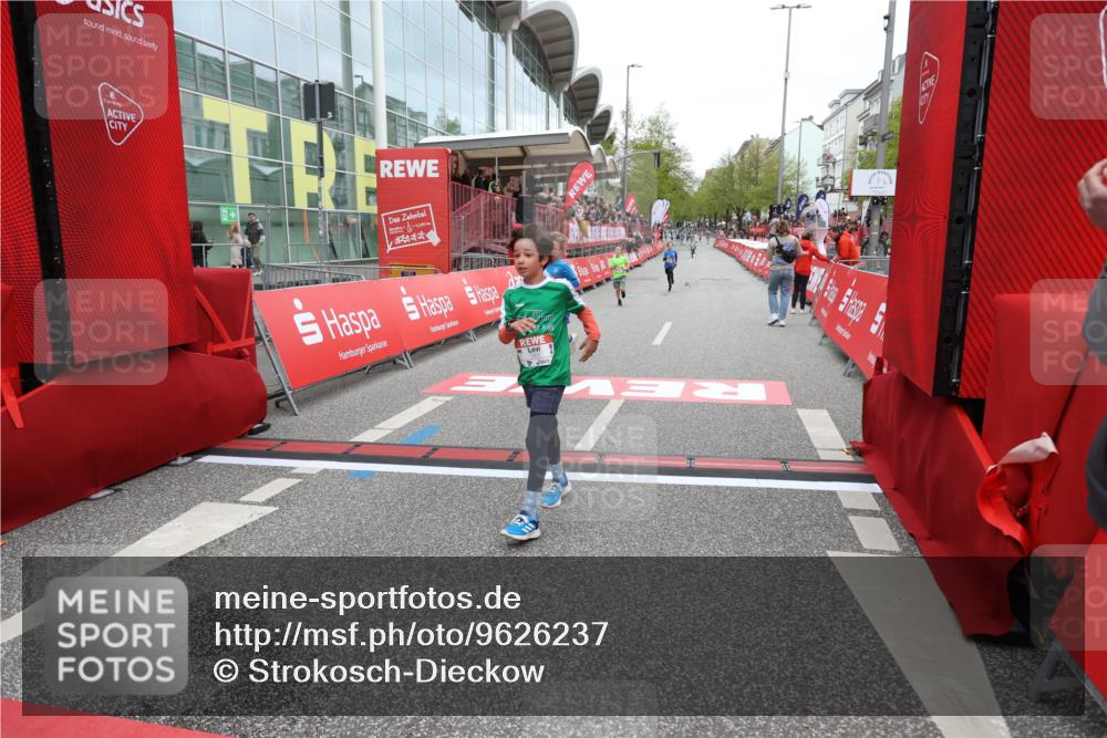 25.04.2026 - Das Zehntel Strokosch-Dieckow http://msf.ph/oto/9626237 25.04.2026 10:49:08 Ziel 5905, 6685, 6889, 6906, 7315, 7549, 7696, 7738 meine-sportfotos.de
