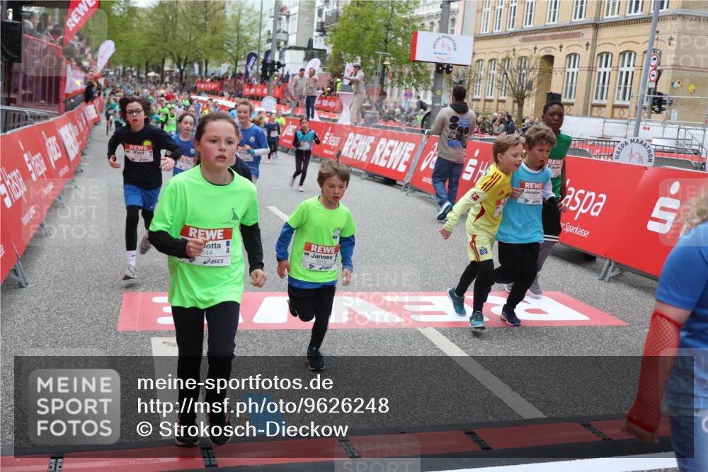 25.04.2026 - Das Zehntel Strokosch-Dieckow http://msf.ph/oto/9626248 25.04.2026 10:59:12 Ziel 5153, 5159, 5185, 5212, 5366, 5532, 5556, 5568, 5609, 5731, 5757, 5850, 5862, 6347, 6356, 6367, 6576, 6600, 6723, 6741, 6802, 6843, 6860, 7144, 7301, 7318, 7356, 7414, 7417, 7520, 7565, 7673, 7677 meine-sportfotos.de
