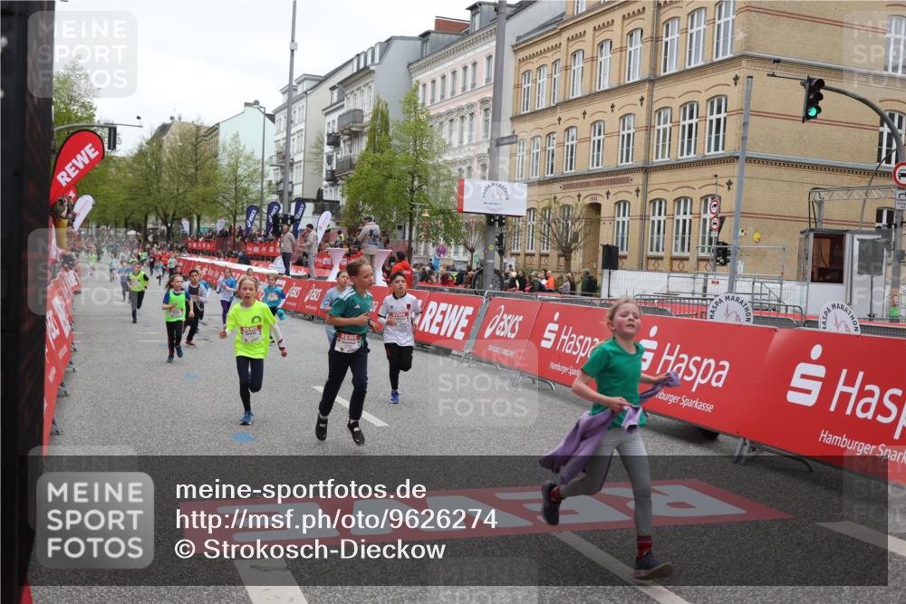 25.04.2026 - Das Zehntel Strokosch-Dieckow http://msf.ph/oto/9626274 25.04.2026 10:52:41 Ziel 6078, 6136, 6250, 6424, 7208, 7252, 7300, 7603, 7700, 7721, 7897, 7957, 7963, 8044 meine-sportfotos.de
