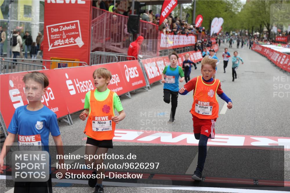 25.04.2026 - Das Zehntel Strokosch-Dieckow http://msf.ph/oto/9626297 25.04.2026 10:49:33 Ziel 5425, 6104, 6326, 7381, 7385, 7982 meine-sportfotos.de