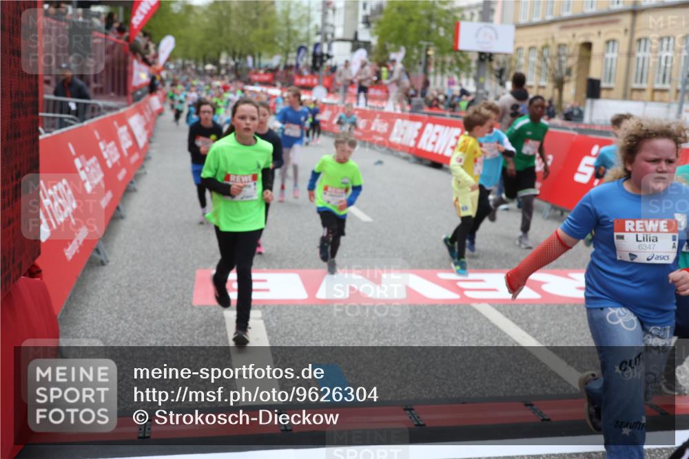 25.04.2026 - Das Zehntel Strokosch-Dieckow http://msf.ph/oto/9626304 25.04.2026 10:59:12 Ziel 5153, 5159, 5185, 5212, 5366, 5532, 5556, 5568, 5609, 5731, 5757, 5850, 5862, 6347, 6356, 6367, 6576, 6600, 6723, 6741, 6802, 6843, 6860, 7144, 7301, 7318, 7356, 7414, 7417, 7520, 7565, 7673, 7677 meine-sportfotos.de