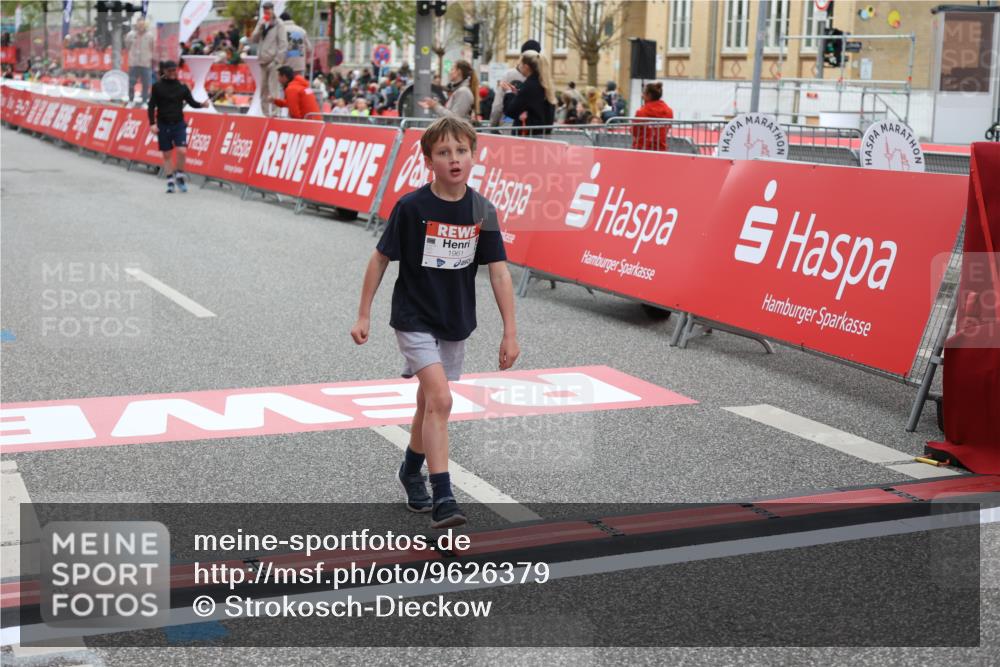 25.04.2026 - Das Zehntel Strokosch-Dieckow http://msf.ph/oto/9626379 25.04.2026 08:58:32 Ziel 1455, 1754, 1961, 2288, 2289, 2423, 2428, 2566, 2853, 3160, 3846, 4029 meine-sportfotos.de