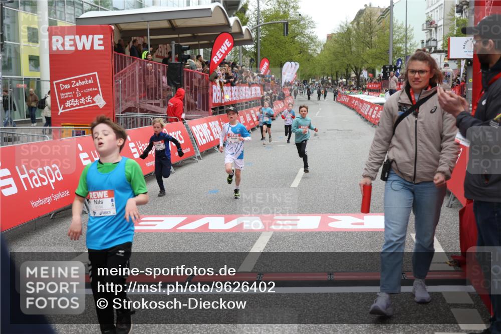 25.04.2026 - Das Zehntel Strokosch-Dieckow http://msf.ph/oto/9626402 25.04.2026 10:49:35 Ziel 6104, 6326, 6407, 7381, 7385, 7547, 7747, 7982, 8025 meine-sportfotos.de