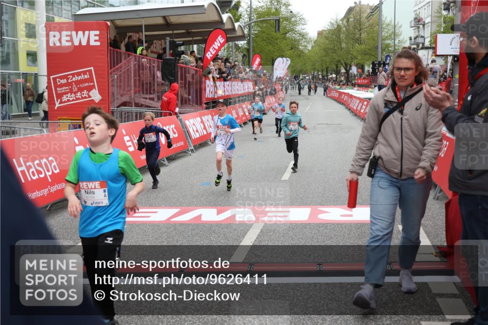 25.04.2026 - Das Zehntel Strokosch-Dieckow http://msf.ph/oto/9626411 25.04.2026 10:49:35 Ziel 6104, 6326, 6407, 7381, 7385, 7547, 7747, 7982, 8025 meine-sportfotos.de