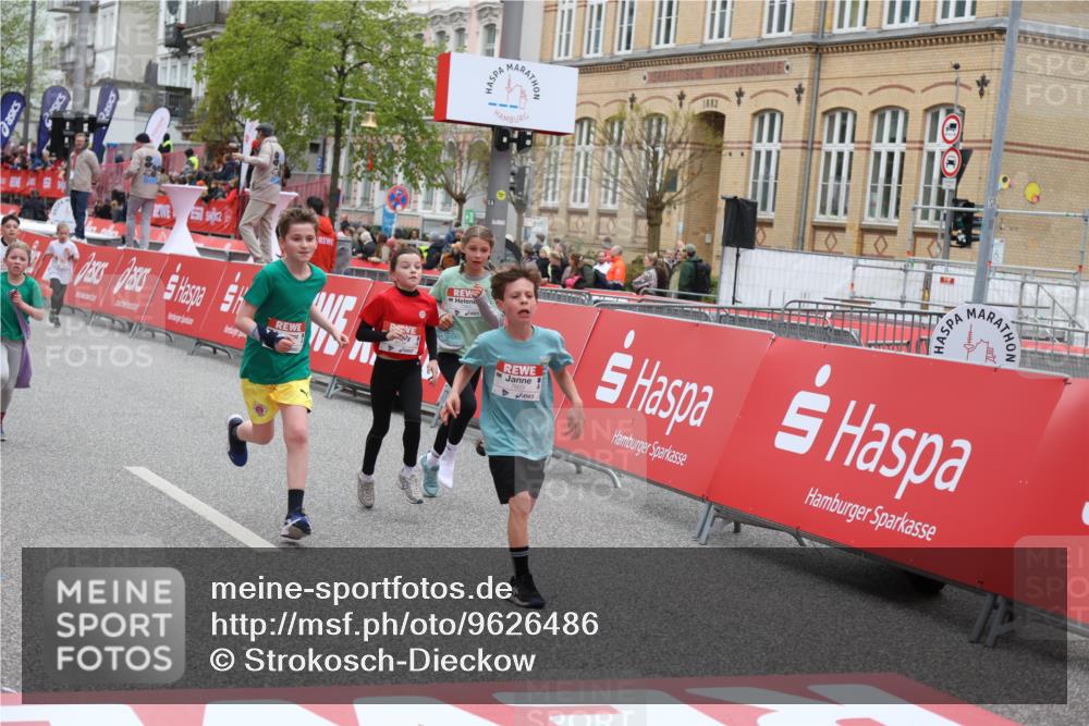 25.04.2026 - Das Zehntel Strokosch-Dieckow http://msf.ph/oto/9626486 25.04.2026 10:52:38 Ziel 5484, 5782, 5820, 5823, 6078, 6136, 6424, 7208, 7300, 7332, 7603, 7700, 7721, 7957, 7963 meine-sportfotos.de