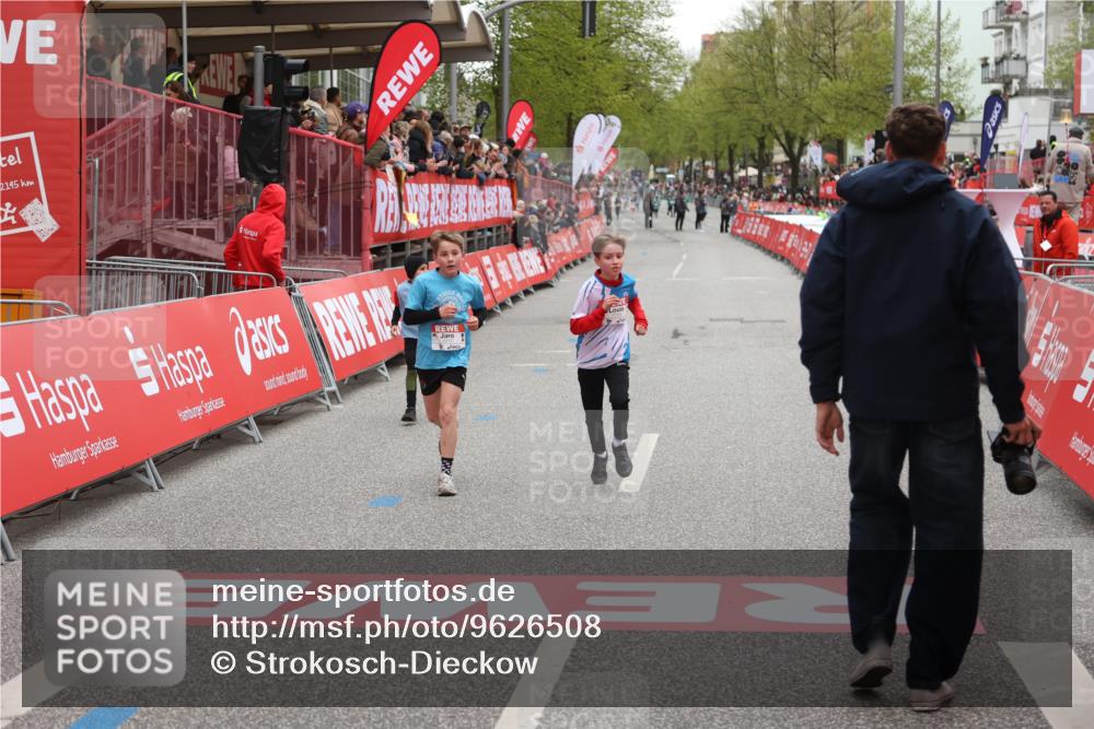 25.04.2026 - Das Zehntel Strokosch-Dieckow http://msf.ph/oto/9626508 25.04.2026 10:49:38 Ziel 6104, 6407, 6913, 7006, 7381, 7385, 7547, 7747, 7753, 8025 meine-sportfotos.de
