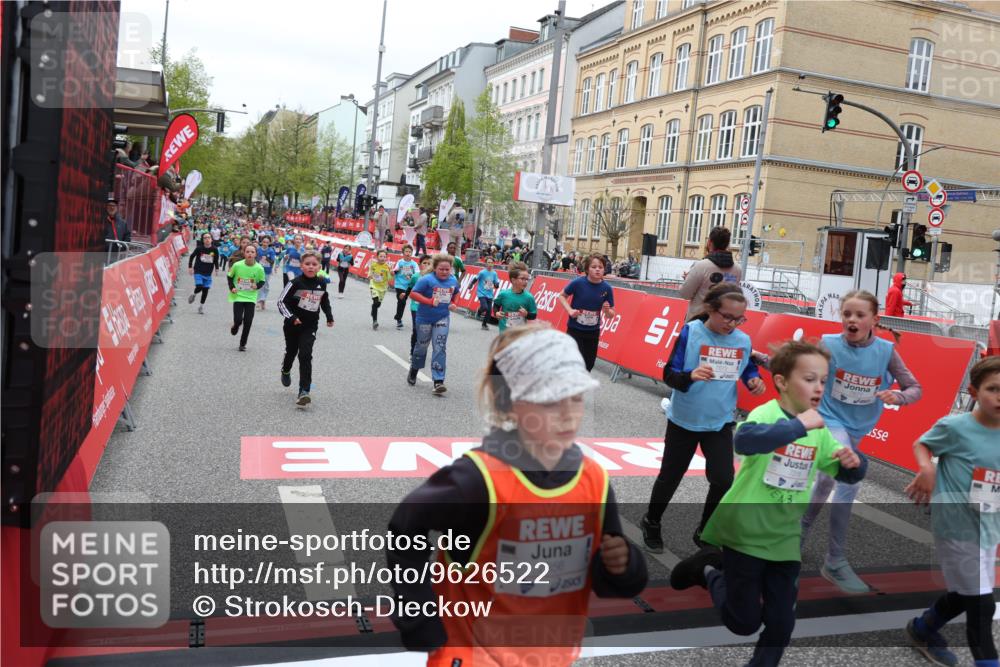 25.04.2026 - Das Zehntel Strokosch-Dieckow http://msf.ph/oto/9626522 25.04.2026 10:59:09 Ziel 5153, 5159, 5185, 5366, 5568, 5609, 5850, 5862, 6347, 6576, 6600, 6681, 6741, 6802, 7301, 7318, 7414, 7417, 7516, 7565, 7673, 7677, 7736, 7755 meine-sportfotos.de