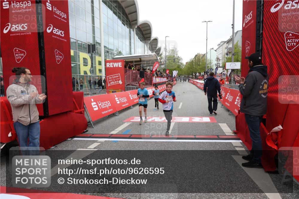 25.04.2026 - Das Zehntel Strokosch-Dieckow http://msf.ph/oto/9626595 25.04.2026 10:49:39 Ziel 6104, 6407, 6913, 7006, 7385, 7547, 7664, 7747, 7748, 7753, 8025 meine-sportfotos.de