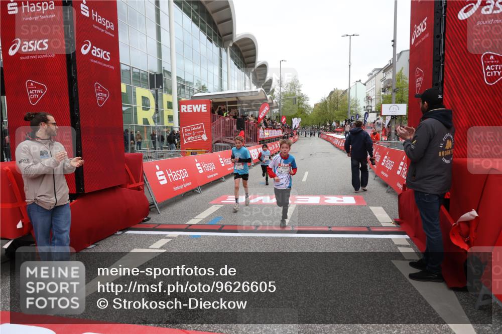 25.04.2026 - Das Zehntel Strokosch-Dieckow http://msf.ph/oto/9626605 25.04.2026 10:49:40 Ziel 5012, 6104, 6407, 6913, 7006, 7547, 7664, 7747, 7748, 7753, 8025 meine-sportfotos.de