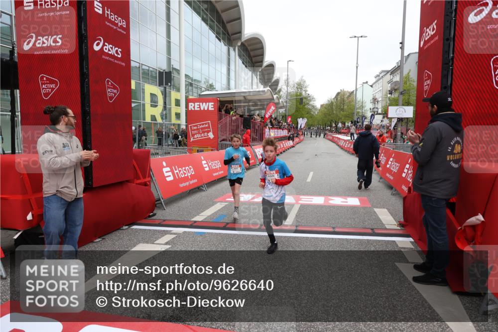 25.04.2026 - Das Zehntel Strokosch-Dieckow http://msf.ph/oto/9626640 25.04.2026 10:49:40 Ziel 5012, 6104, 6407, 6913, 7006, 7547, 7664, 7747, 7748, 7753, 8025 meine-sportfotos.de