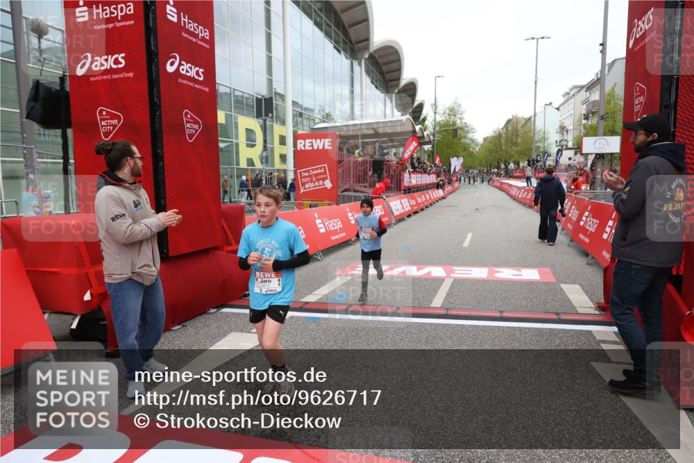 25.04.2026 - Das Zehntel Strokosch-Dieckow http://msf.ph/oto/9626717 25.04.2026 10:49:41 Ziel 5012, 6407, 6913, 7006, 7547, 7664, 7747, 7748, 7753, 8025 meine-sportfotos.de