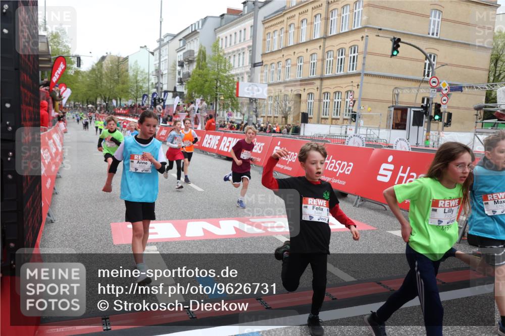 25.04.2026 - Das Zehntel Strokosch-Dieckow http://msf.ph/oto/9626731 25.04.2026 10:52:34 Ziel 5089, 5484, 5526, 5551, 5575, 5782, 5820, 5823, 6078, 6424, 7103, 7208, 7254, 7300, 7332, 7388, 7700 meine-sportfotos.de