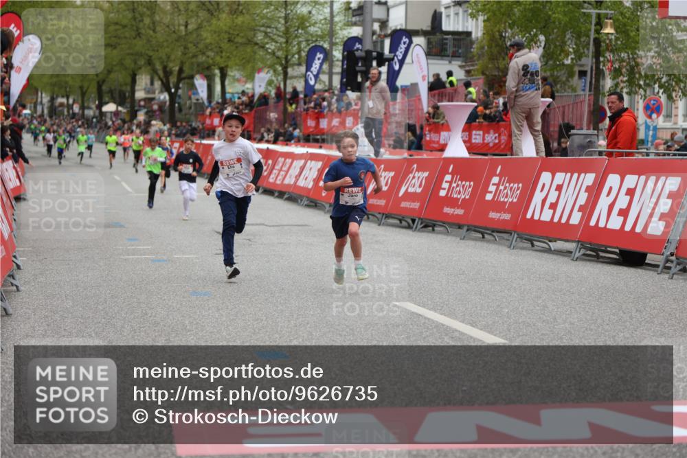 25.04.2026 - Das Zehntel Strokosch-Dieckow http://msf.ph/oto/9626735 25.04.2026 10:50:15 Ziel 5383, 5512, 5579, 5589, 5762, 6041, 6327, 6339, 6964, 7619, 7706, 7882, 7939, 7941 meine-sportfotos.de