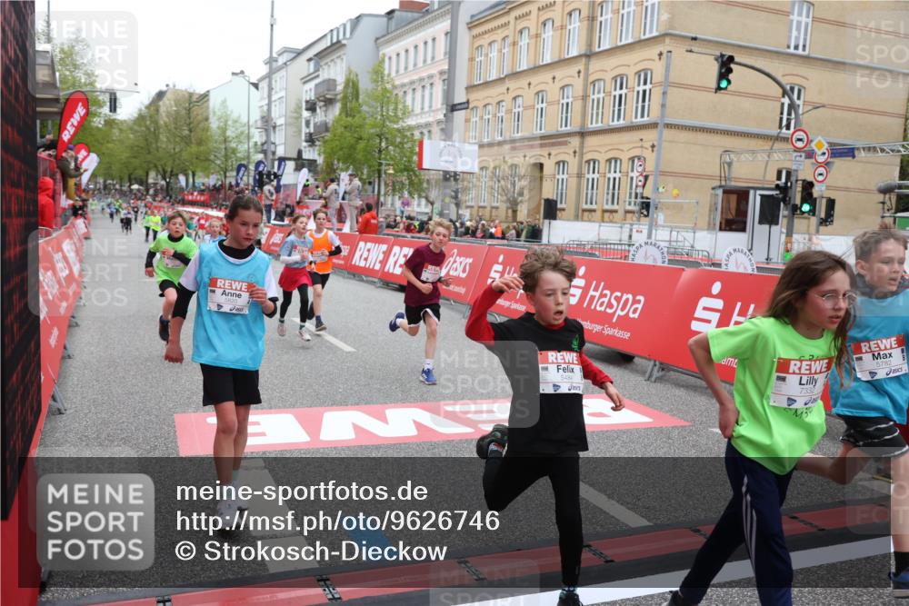 25.04.2026 - Das Zehntel Strokosch-Dieckow http://msf.ph/oto/9626746 25.04.2026 10:52:34 Ziel 5089, 5484, 5526, 5551, 5575, 5782, 5820, 5823, 6078, 6424, 7103, 7208, 7254, 7300, 7332, 7388, 7700 meine-sportfotos.de