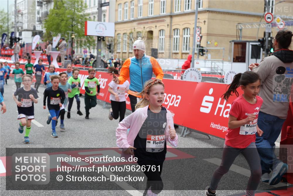 25.04.2026 - Das Zehntel Strokosch-Dieckow http://msf.ph/oto/9626761 25.04.2026 10:59:07 Ziel 5153, 5159, 5568, 5609, 6348, 6574, 6576, 6600, 6609, 6678, 6681, 6741, 6802, 7301, 7318, 7414, 7417, 7516, 7565, 7673, 7677, 7680, 7736, 7755 meine-sportfotos.de