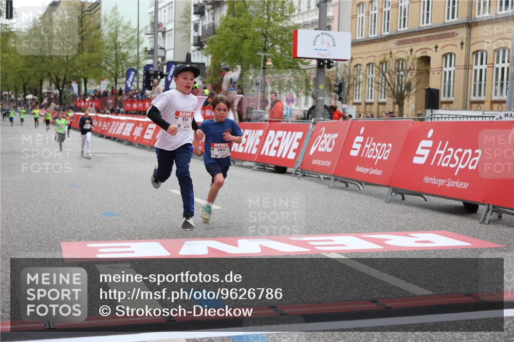 25.04.2026 - Das Zehntel Strokosch-Dieckow http://msf.ph/oto/9626786 25.04.2026 10:50:17 Ziel 5383, 5512, 5579, 5589, 5762, 6327, 6339, 6964, 7619, 7706, 7882, 7939, 7941 meine-sportfotos.de