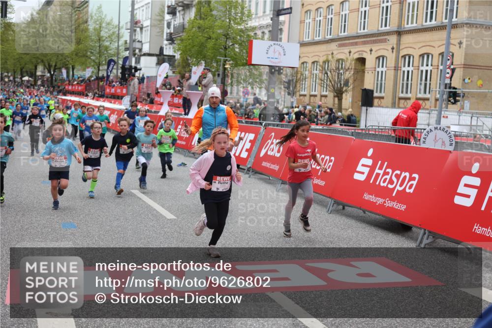 25.04.2026 - Das Zehntel Strokosch-Dieckow http://msf.ph/oto/9626802 25.04.2026 10:59:06 Ziel 5153, 5159, 5568, 5609, 6348, 6574, 6576, 6600, 6609, 6662, 6678, 6681, 6741, 6802, 6837, 7301, 7414, 7417, 7516, 7565, 7680, 7736, 7755 meine-sportfotos.de