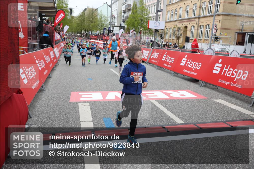25.04.2026 - Das Zehntel Strokosch-Dieckow http://msf.ph/oto/9626843 25.04.2026 10:59:04 Ziel 5159, 5206, 5568, 5616, 6348, 6378, 6574, 6609, 6662, 6678, 6681, 6837, 6897, 7516, 7680, 7736, 7755, 7915 meine-sportfotos.de