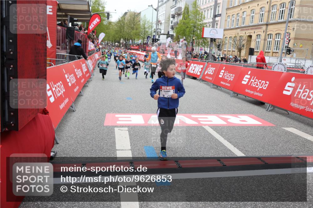 25.04.2026 - Das Zehntel Strokosch-Dieckow http://msf.ph/oto/9626853 25.04.2026 10:59:04 Ziel 5159, 5206, 5568, 5616, 6348, 6378, 6574, 6609, 6662, 6678, 6681, 6837, 6897, 7516, 7680, 7736, 7755, 7915 meine-sportfotos.de