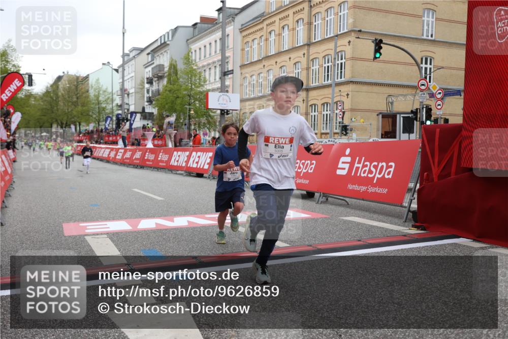25.04.2026 - Das Zehntel Strokosch-Dieckow http://msf.ph/oto/9626859 25.04.2026 10:50:18 Ziel 5383, 5512, 5579, 5589, 6327, 6339, 7619, 7706, 7882, 7939, 7941 meine-sportfotos.de