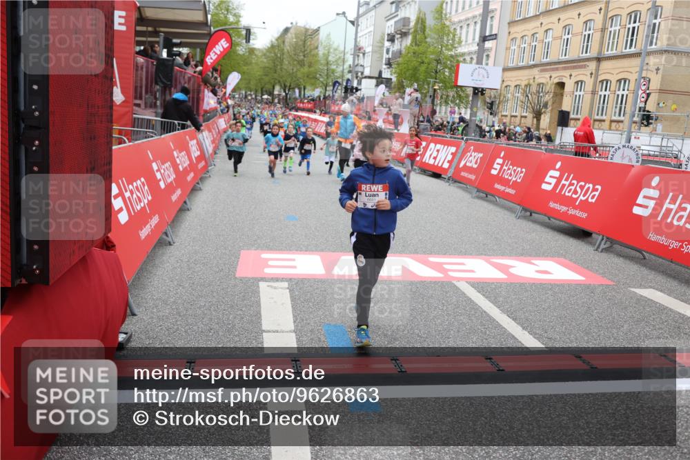 25.04.2026 - Das Zehntel Strokosch-Dieckow http://msf.ph/oto/9626863 25.04.2026 10:59:04 Ziel 5159, 5206, 5568, 5616, 6348, 6378, 6574, 6609, 6662, 6678, 6681, 6837, 6897, 7516, 7680, 7736, 7755, 7915 meine-sportfotos.de